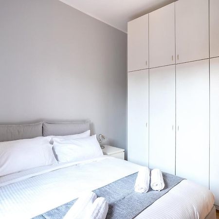 Navigli-Duomo Apartment With Netflix+Wifi Milão Exterior foto